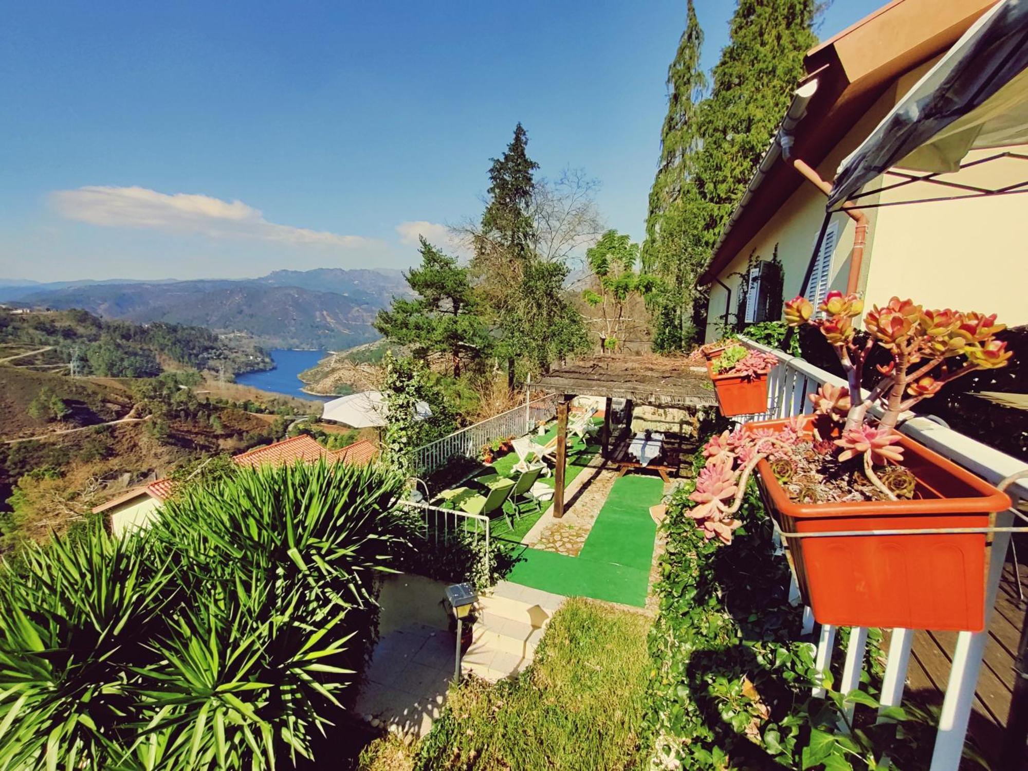 Monteiro'S Geres Countryhouse Ferral Exterior photo
